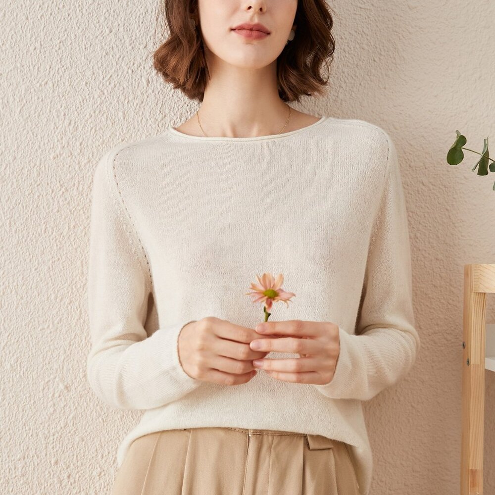 100% Cashmere Women's Loose Knit Sweater